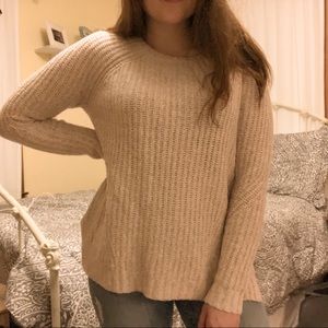 AMERICAN EAGLE AHH-MAZINGLY SOFT CHUNKY SWEATER